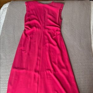 Elegant Pink Sleeveless Dress